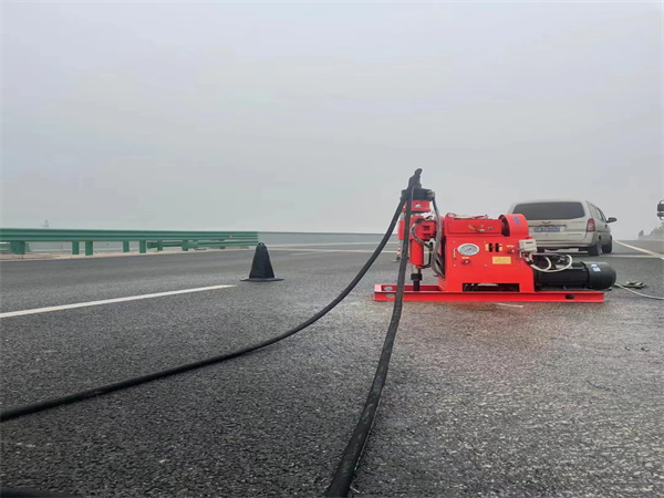 安泽马路路基路面开裂下沉注浆加固灌浆